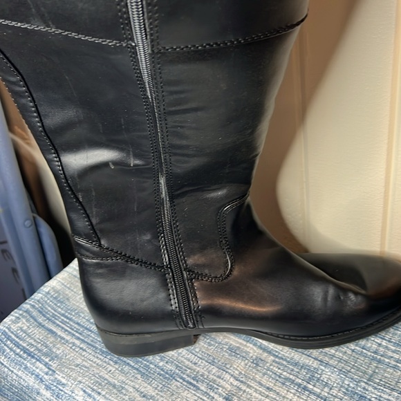 Like-New Tommy Hilfiger TW Shano Riding Boots - Picture 5 of 10